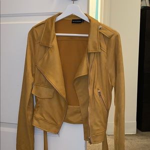 PrettyLittleThing Yellow Suede Material Jacket!
